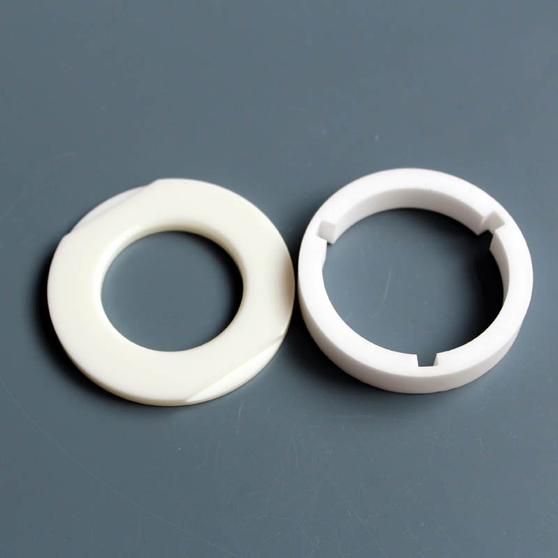 Vad är egenskaperna hos zirkoniumoxid keramiska ringar?